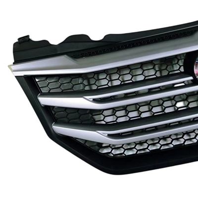 自動車スペアパーツ フロントバンパーグリルグリル SAICmaxus V80 G10 T60 C00156728 5.5kg
