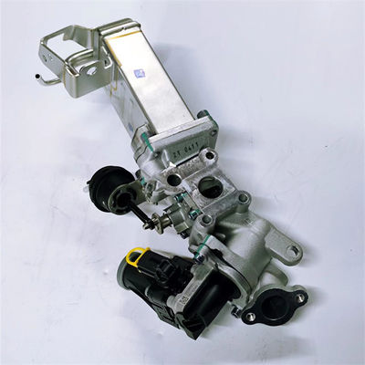 自動スペアパーツ エンジンクーラーシステム EGR バンブ組立キットクーラー SAIC maxus G10 OEM 10168962
