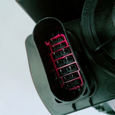 60*30*25 S5用のガラスの自動車部品 左/右ヘッドライト 耐久性構造