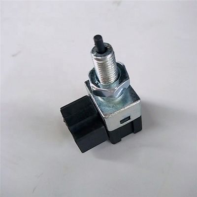 JAC J5 S5 S3 自動車スペアパーツ 最高性能のためのSPDTブレーキスイッチ