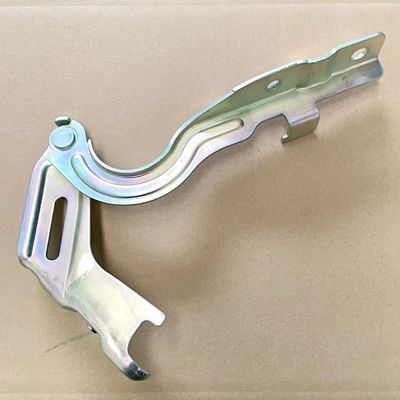 HE YUE A 30 セランの車用部品 OE番号 8406100U8510 JAC J4 A30 カバー カーネーション 左