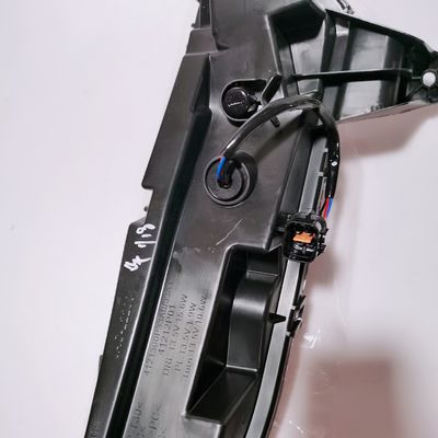 パーソナライズ可能な黒色自動車部品OEM 4121300P33A1 JACピックアップT6 T8ヘッドライト