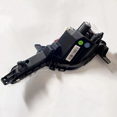 白い昼間ランニングライトとフロント霧灯であなたのJAC J5の照明をアップグレード