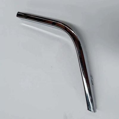 JAC S2 の自動車部品 後部バンパー 右明るいストライプ OE番号 2804104U1910